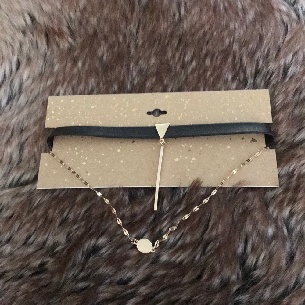 Never worn Double layer choker necklace!